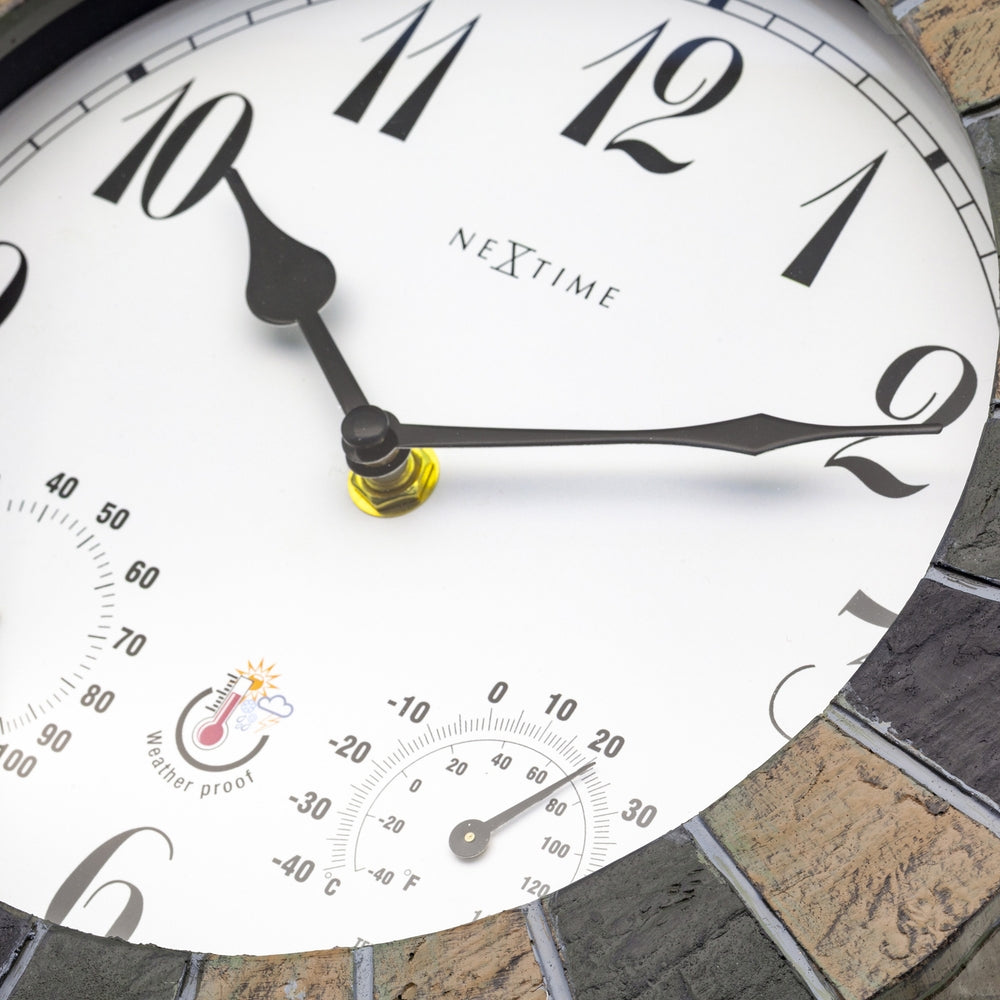 Green Aster Wall Clock 26cm