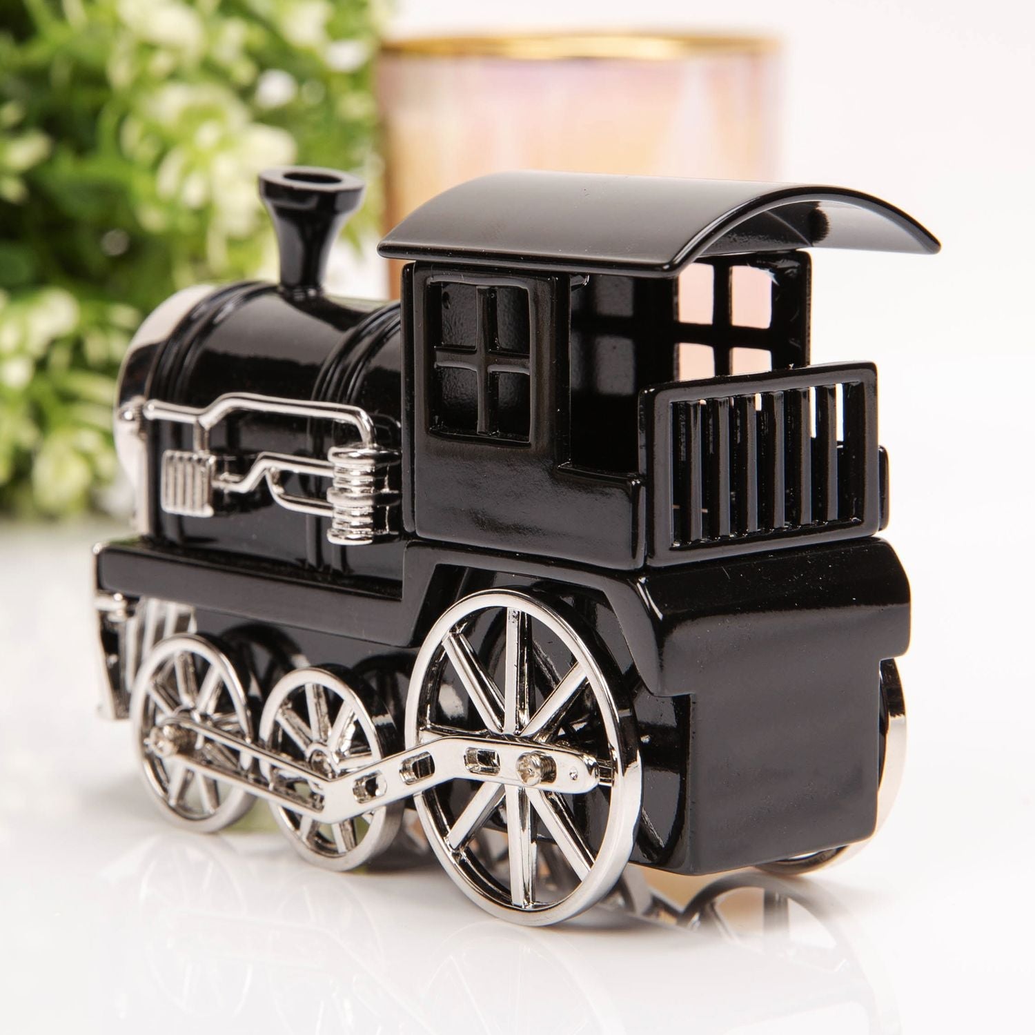 Miniature Clock Black Steam Train - TickTockClocks